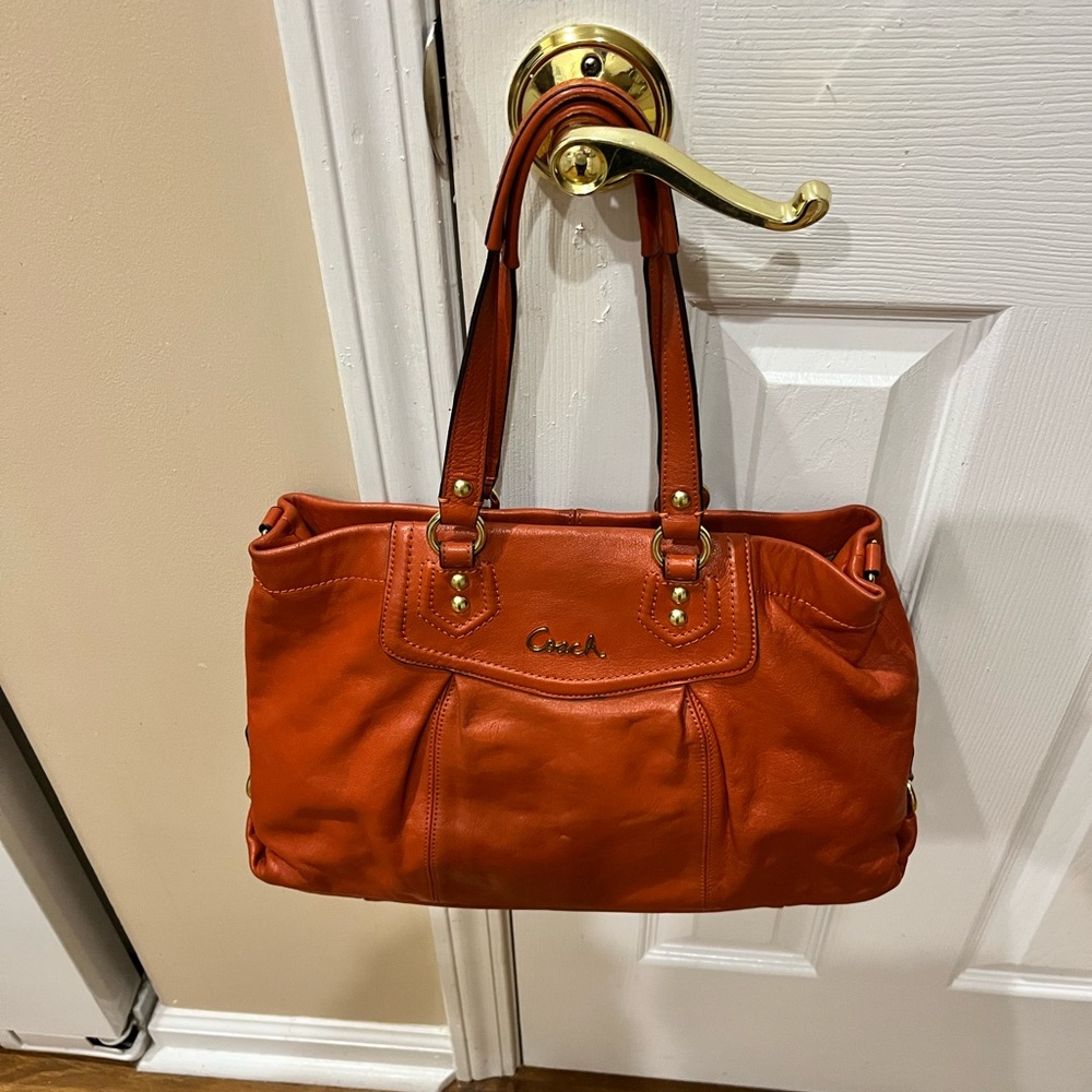 Coach Women's Orange Leather Shoulder Tote